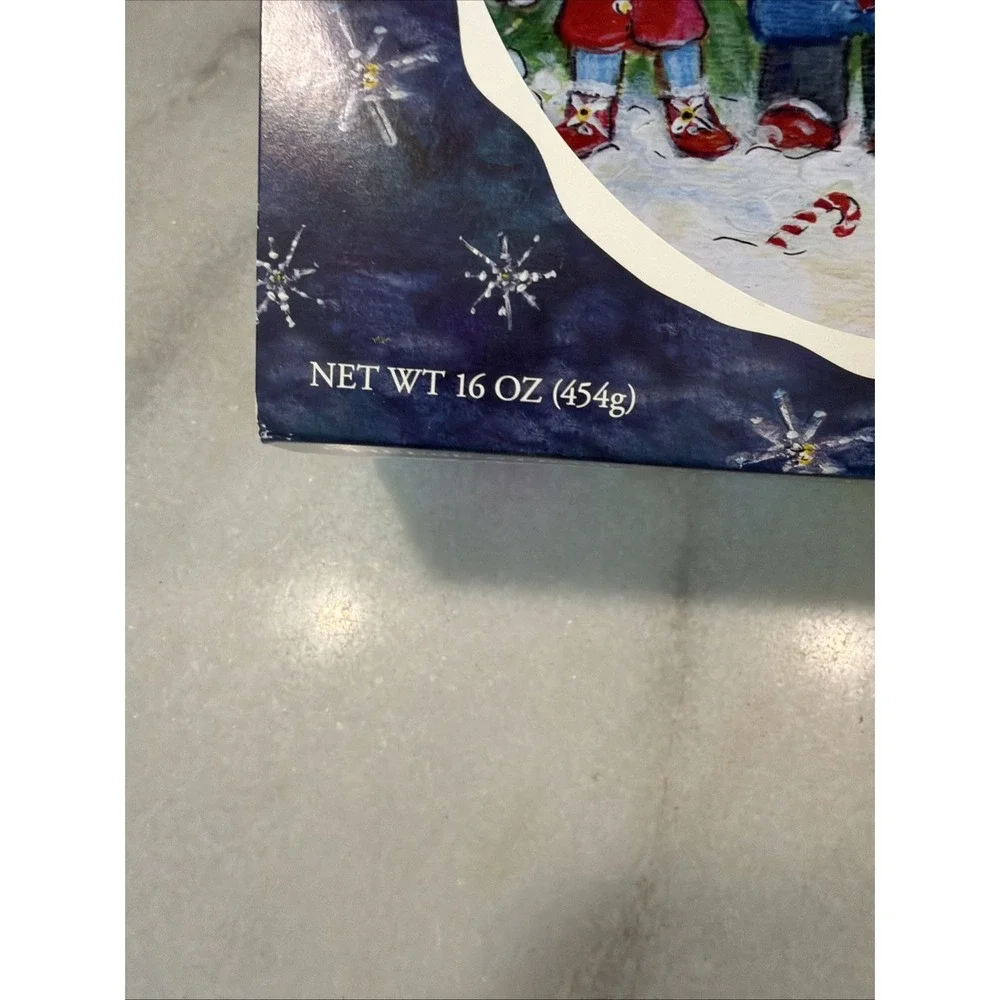 Gail Pittman Holiday‎ Medley Collectible Tin